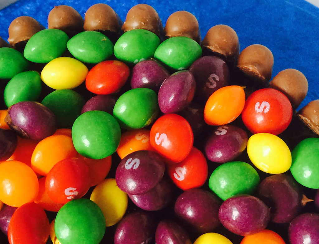 SkittlesChocCake_01