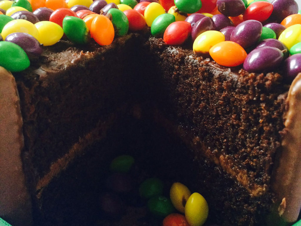 SkittlesChocCake_04